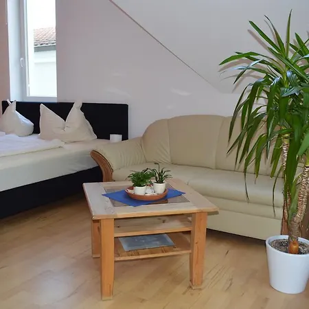 Twee Linden Warnemuende Zentrum *