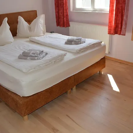 Twee Linden Warnemuende Zentrum 公寓 *